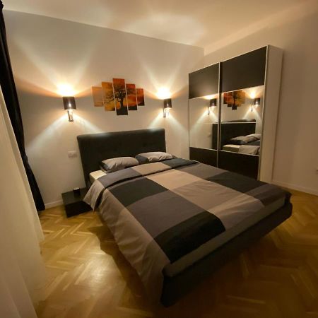 Center Loft Apartment บูเซา ภายนอก รูปภาพ