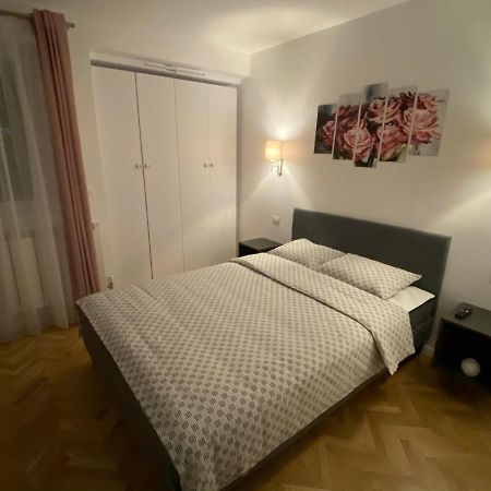 Center Loft Apartment บูเซา ภายนอก รูปภาพ